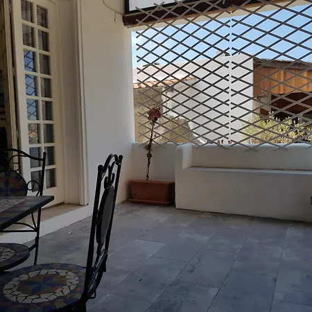 Almar Apartment